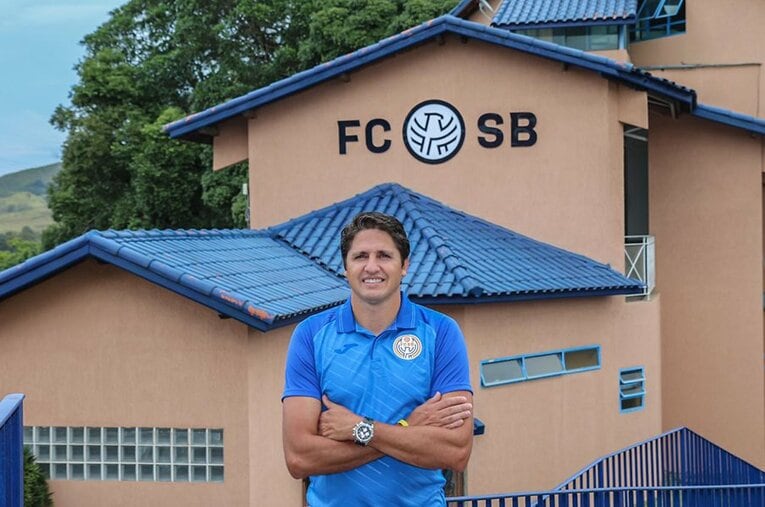 バルサやブラジル代表などで存在感を発揮したエジミウソン。現在取り組んでいることと日本サッカーへの提言を聞いた ／ photograph by FC Ska Brasil