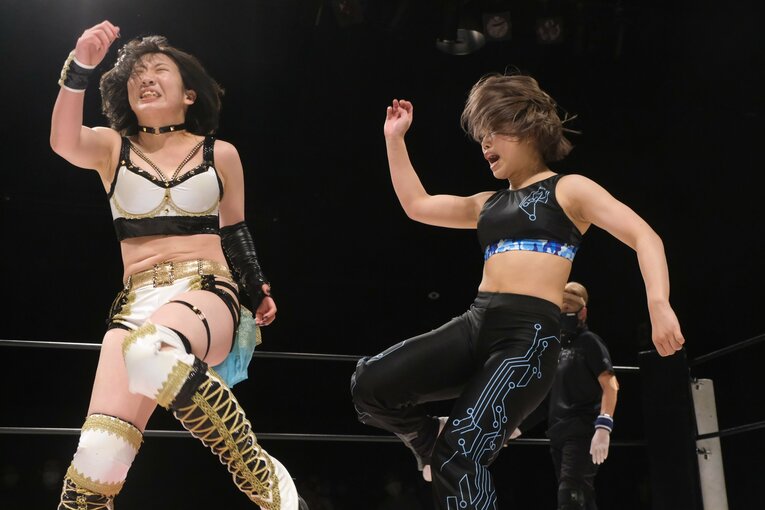 サイコロで勝敗が決まる？ 人気団体が “脱プロレス”で見せる女優たちのチャレンジとは…エース青野未来「エンタメだけど闘いがある」(58)