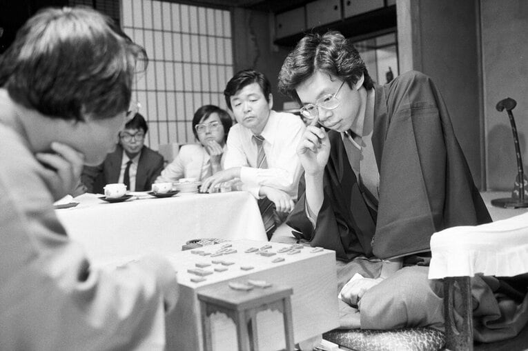 1984年の谷川浩司十七世名人　©BUNGEISHUNJU