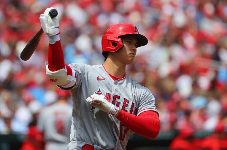 WBCの疲労も見せず、今季も好調を維持する大谷翔平。2022年に成し遂げた“104年ぶりの偉業”を2年連続で達成しそうな勢いだ ／ photograph by Getty Images