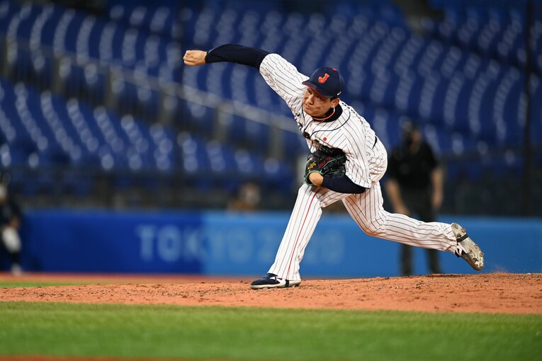 東京五輪代表にも選出された栗林。決勝の対アメリカ戦では侍ジャパンの守護神としてリードを守り抜き胴上げ投手となった　©JMPA／Naoya Sanuki
