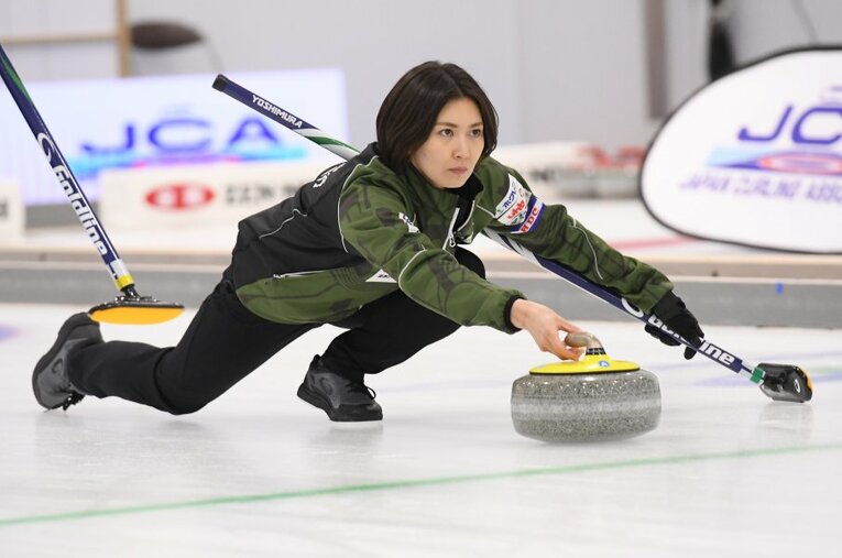 スキップ吉村が大会のMVPに選ばれる活躍を見せ、北海道銀行フォルティウスは6年ぶりとなる日本選手権の優勝を果たした ／ photograph by JCA IDE