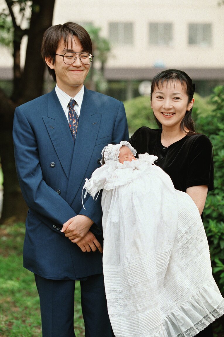 1997年7月に長女が誕生した　©JIJI PRESS