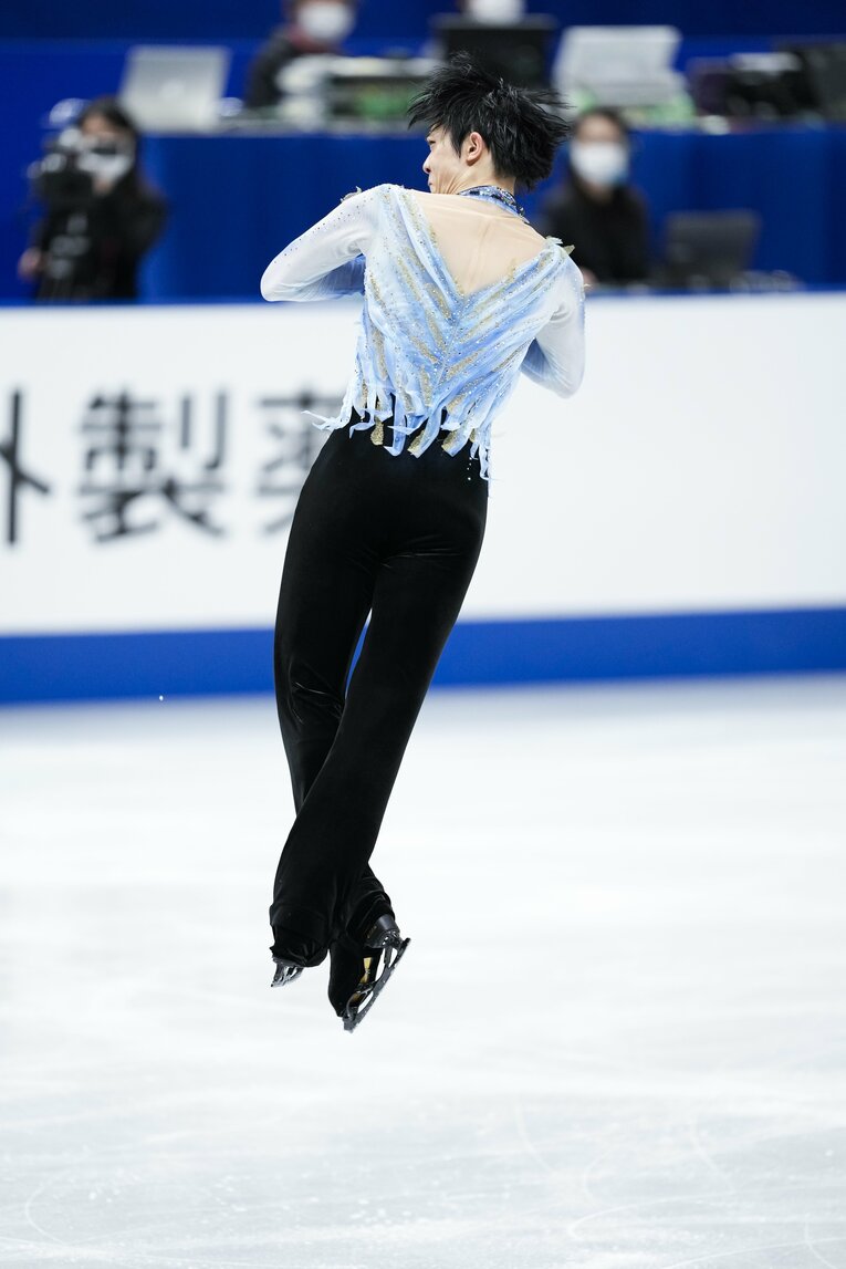 2021-2022シーズンのショートプログラム『序奏とロンド・カプリチオーソ』　©Asami Enomoto