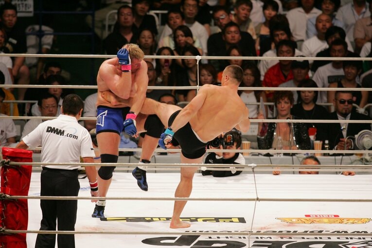 2006年のPRIDE無差別級GP決勝、ミルコ・クロコップvsジョシュ・バーネット　©Toshiya Kondo