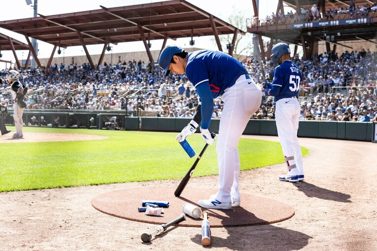 Numberカメラマンのオリジナル撮影「2024ドジャースキャンプ」での大谷（20枚超の7枚目）　©Nanae Suzuki