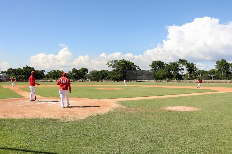 活動を再開したカープアカデミーの練習風景　©Hiroshima Toyo Carp