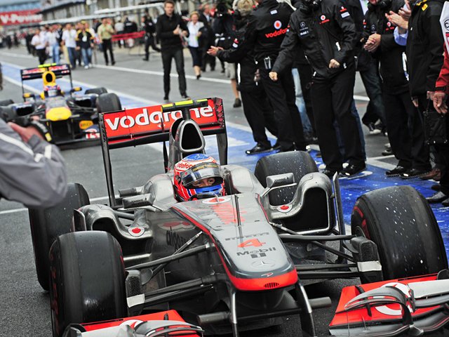 マクラーレンがレッドブルを猛追中。カナダGPを制した、ある奇策とは