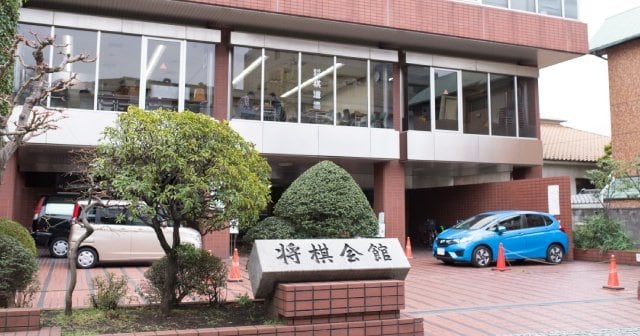 「忘れようと思いました」10年前 “3.11の決戦” 屋敷伸之vs松尾歩、敗者が失った“途轍もなく大きな何か”とは