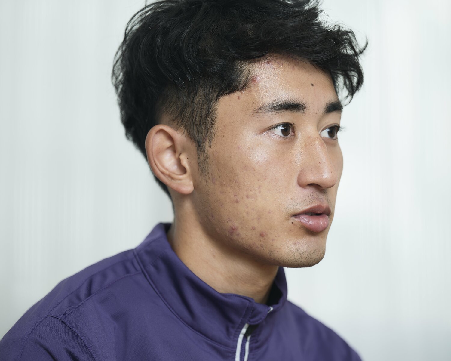 大学生活を振り返る白鳥。故障から精神的な不調をきたした3年目は特に苦しかったという　©Yuki Suenaga