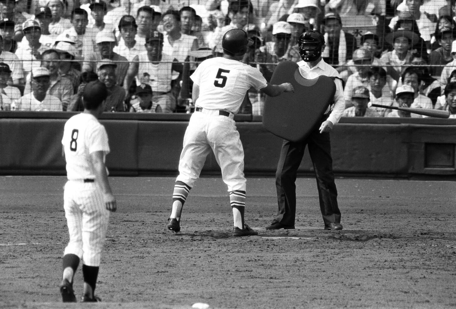 1992年の夏の甲子園。物議を醸した松井秀喜（星稜）への5打席連続敬遠　©JIJI PRESS