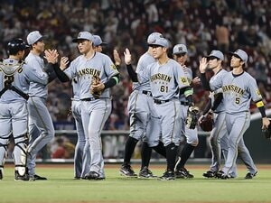 阪神セ独走態勢のナゼ…“防御率1点台だらけ先発陣”だけでない盤石さ「救援は3連投ほぼなし」「富士山型の打線」「じつは守備率が大改善」