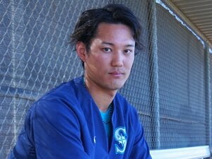 今年2月末、キャンプ地のアリゾナで取材に応じた藤浪晋太郎（当時マリナーズ）