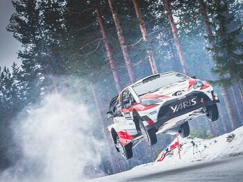 公道レースの最高峰、WRCが世界で最もタフで過酷なレースと言われる理由。＜Number Web＞ photograph by TOYOTA