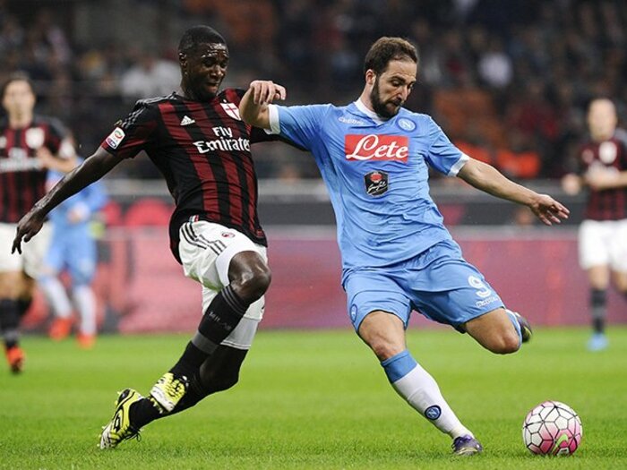 現在のセリエAで最も強いチーム！サッリとイグアインが導くナポリ。＜Number Web＞ photograph by AFLO