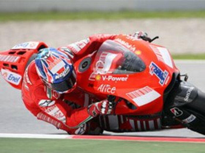 ストーナーの逆襲開始でモトGPは総力戦へ。＜Number Web＞ photograph by Satoshi Endo