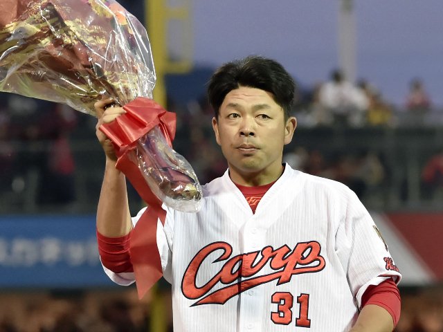 黒田・新井と若手のつなぎ役” なぜ41歳石原慶幸はカープの19年間「誰か