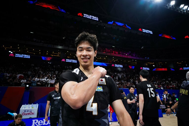 宮浦健人（VNLアメリカ戦）　©︎Volleyball World