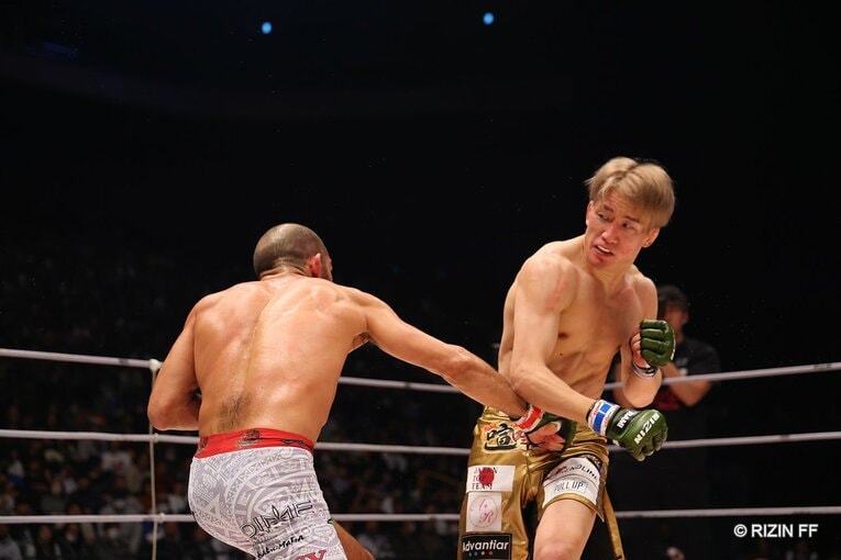 朝倉海vsフアン・アーチュレッタ　©RIZIN FF