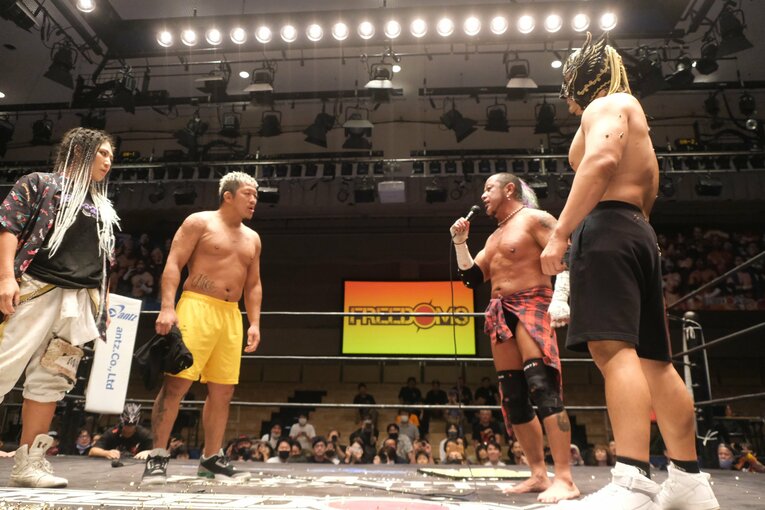 元パティシエが蛍光灯で殴り合い…“デスマッチアマゾネス”山下りなの媚びない魅力「犯罪以外なら何してもいい」 米国で男子相手に王座獲得(29)