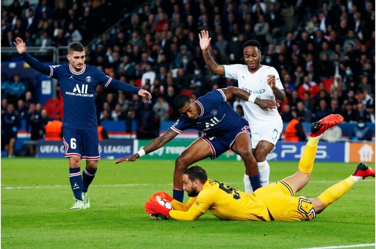 「PSGメッシ」の初得点と“FKの壁で寝転び”、ネイマールとの友情を撮った… 18歳のバルサ新10番ファティも復活〈激写〉(29)