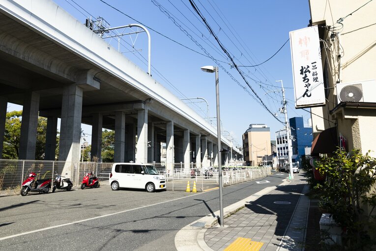 【菊花賞】「京都競馬場の最寄りやけど…」京阪電車の“ナゾの競馬駅”「淀駅」には何がある？(19)