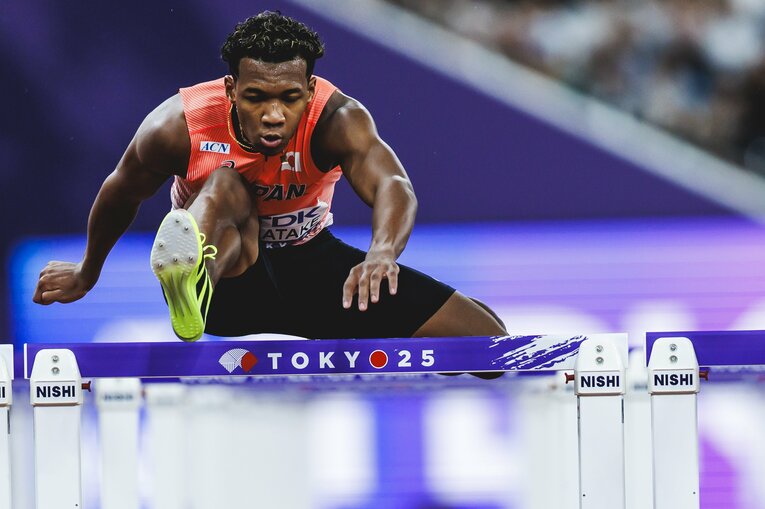 【東京世界陸上】110mハードル予選を走る村竹ラシッド（JAL）　©Kiichi Matsumoto