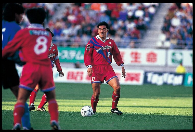 「3番」のイメージが強いDF秋田豊が着用したことも　ⒸKASHIMA ANTLERS