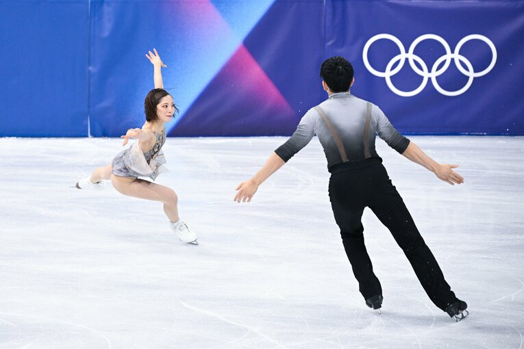 団体戦フリーで世界歴代3位の155.55点をマークしたりくりゅうペアの圧巻の演技　©Asami Enomoto／JMPA