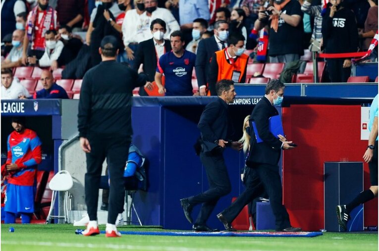 CLで南野拓実はベンチだったけど… 間近で笑うサラー、クロップvsシメオネを撮影したカメラマンが見た「名将の駆け引き」(39)