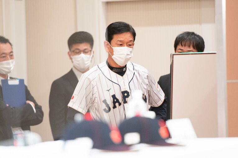 舞台袖の光景　©Nanae Suzuki