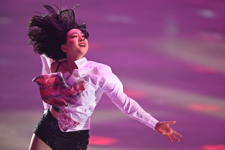 浅田はフレンズオンアイスの舞台で、細やかな感情表現を見せた　©Asami Enomoto