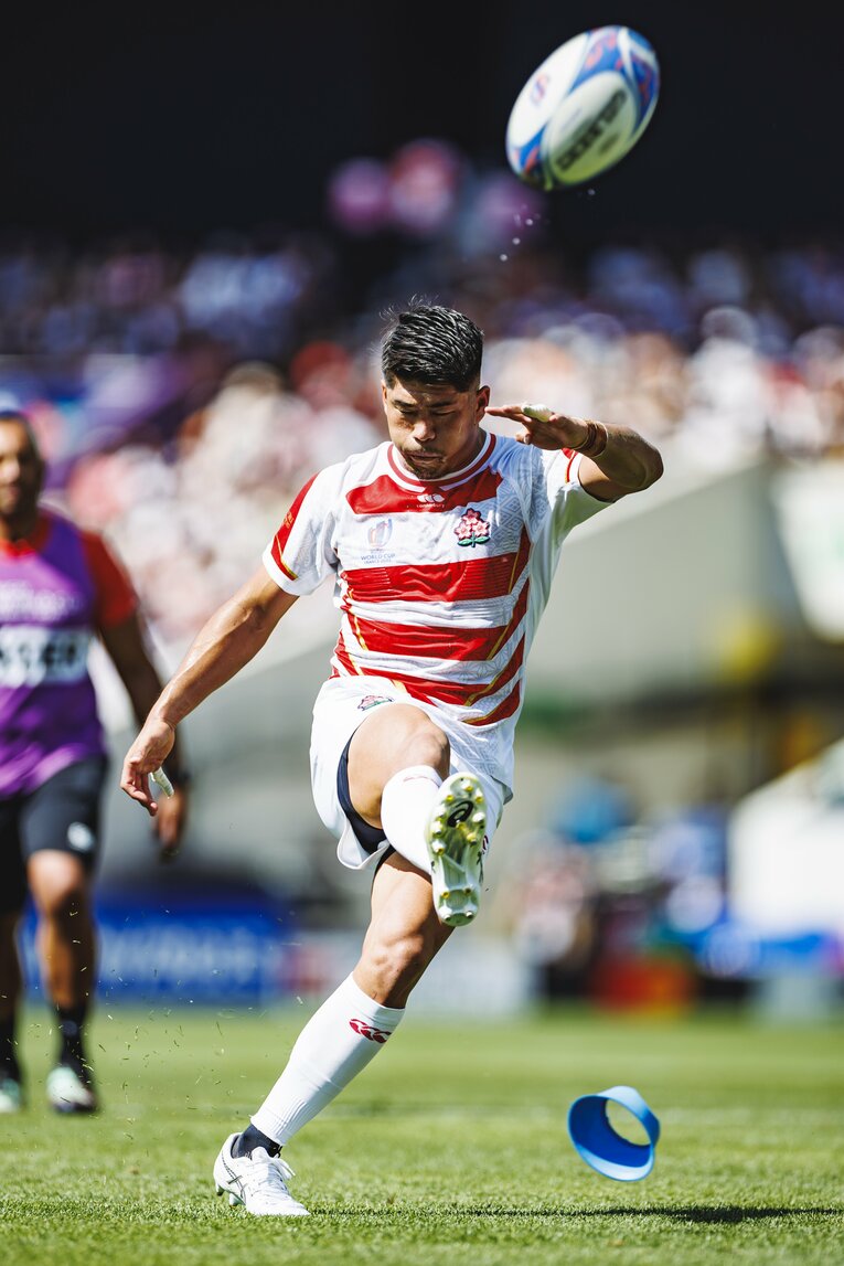 6本すべてのキックを決めた松田力也　©Kiichi Matsumoto