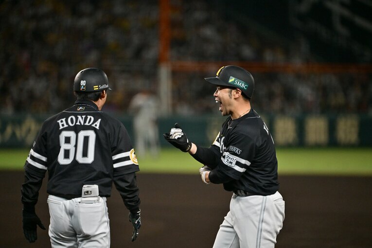 代打で登場した近藤健介が値千金のタイムリー　©️Hideki Sugiyama