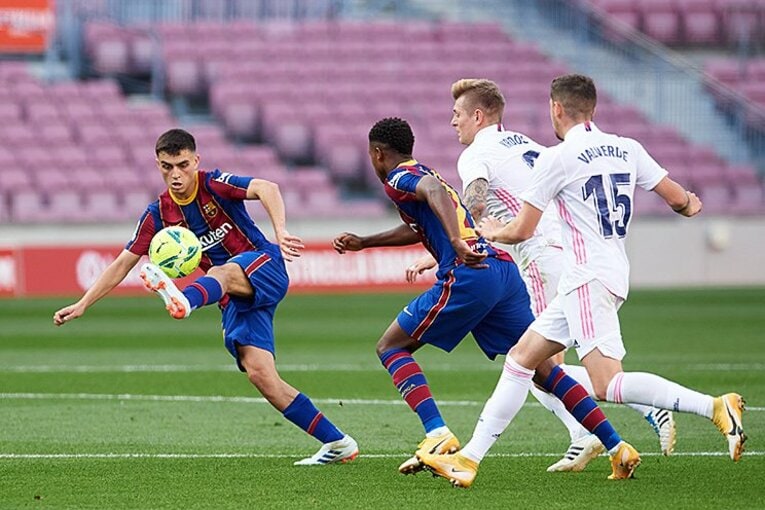 バルサ17歳新星ペドリって何者？ “憧れのイニエスタ”と同じ才能を感じた、恩師の言葉(2)