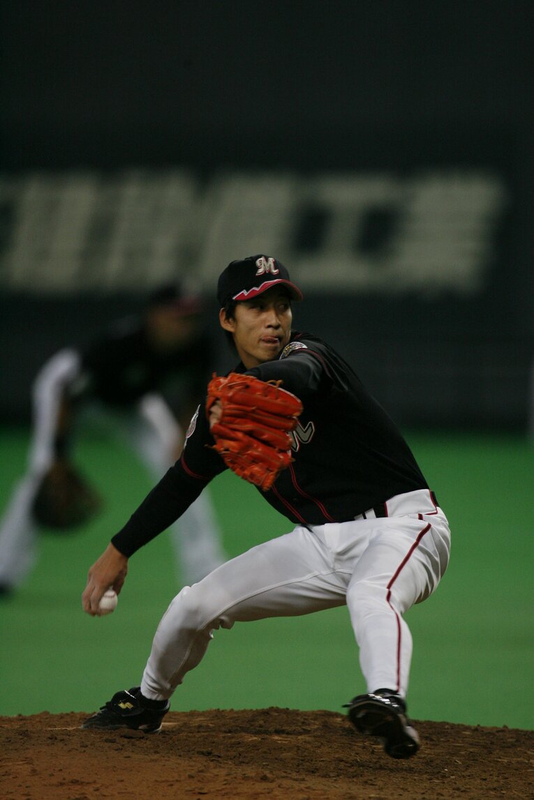 ロッテ時代の荻野忠　©Sports Graphic Number