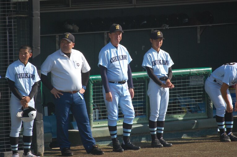 「昔は裏切り者と散々叩かれました」　甲子園準V2度の名将、“20年不出場”の伝統校で「3年目の敗北」(8)