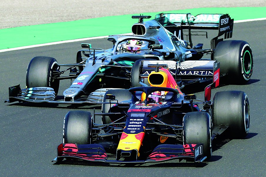 サプライズ満載だった前半戦。後半の軸は「新ライバル対決」か。~F1今シーズン、5つの驚き~<Number Web> photograph by AFLO