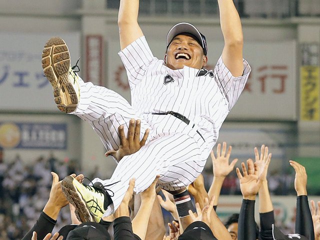 井口資仁　プライムナイン 2004 バットピース 中間報告3】コナミ2004プライムナイン 直筆サインカードリスト