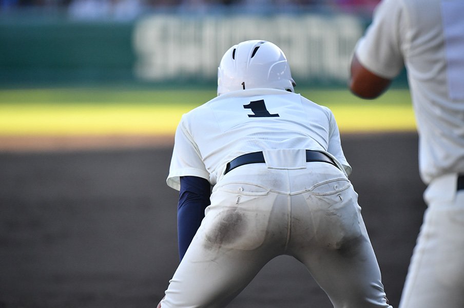 中学野球部の露骨なボーク誘導。審判は「アンフェア」をどう裁くか。＜Number Web＞ photograph by Hideki Sugiyama