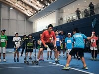 ウィルソン　硬式テニスラケット　カバー付き 錦織圭、歴代のラケットを徹底検証！小学生時代から15歳まで一気