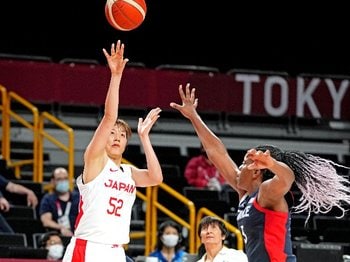 「なぜ女子バスケ日本代表の3Pシュートは“世界一”決まるのか？」193cmエース不在でも“初メダル”まで一気に躍進できた理由＜Number Web＞ photograph by AFLO