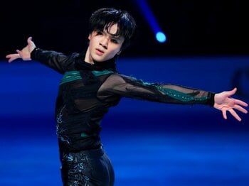 「ここからは自己満足のために」世界王者・宇野昌磨が宣言した新たなフィギュア観…ランビエル・コーチ「昌磨の芸術性は愛から生まれている」＜Number Web＞ photograph by AFLO