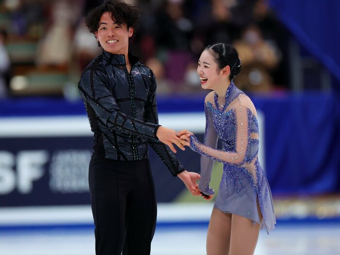 “りくりゅう先輩”がきっかけに…日本ペアの新星、長岡柚奈19歳&森口澄士22歳が成長中!「隣に信頼してる人がいる」結成2季目の関係性<Number Web> photograph by AFLO