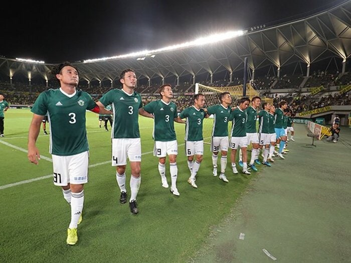 右手にパッション、左手にロジック。J2首位・松本山雅の“ソリイズム”。＜Number Web＞ photograph by J.LEAGUE