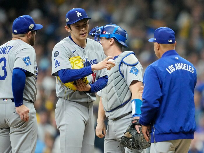 「佐々木朗希のスピードが出ない」「トライネン、正直変わってない」NHK現地解説者が見たドジャース“薄氷”勝利に「球種の少ない投手問題」＜Number Web＞ photograph by Getty Images