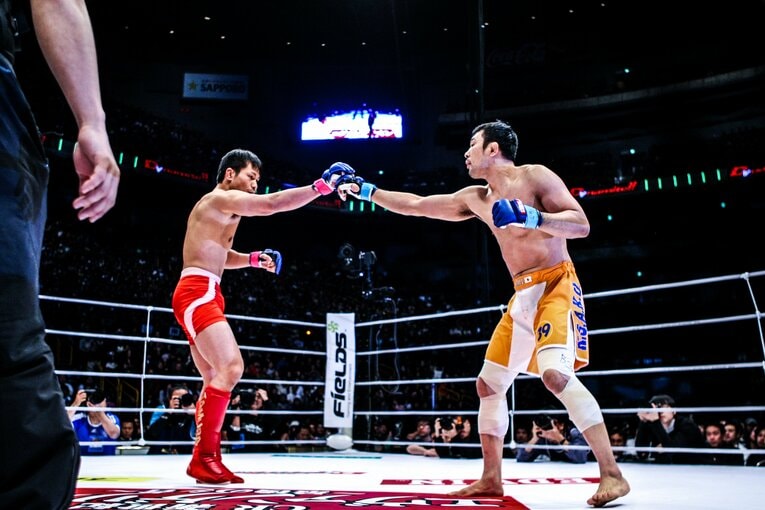 2008年の大晦日には、かつてUWFインターナショナルでしのぎを削った“孤高の天才”田村潔司と対戦