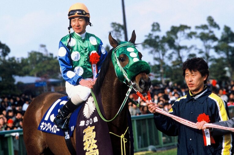 2000年の高松宮杯を制したキングヘイローと柴田善臣騎手 ／ photograph by Tomohiko Hayashi