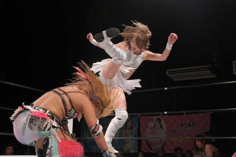 「自分以外はみんな敵だと…」うつ病を患った女子プロレスラーのその後…引退→復帰も経験した真白優希の思い「同じ病気の人たちにも試合を見てほしい」(19)