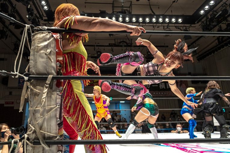 神取＆アジャ＆“W井上”！ レジェンドたちが若手精鋭軍との「3本勝負」で必殺技連発…“お祭り”カードに見た歴史的意義とは？(15)